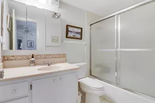 4 Garden St, Tequesta, FL 33469 - Photo 19