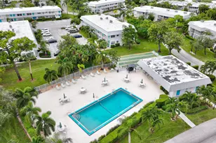 2929 SE Ocean Blvd, Stuart, FL 34996 - Photo 23