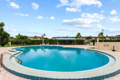 719 Lori Dr #204, Lake Worth Beach, FL 33461 - Photo 15