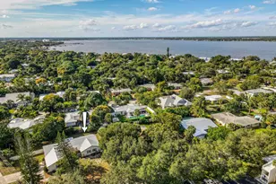 296 SE Wentworth Dr, Stuart, FL 34996 - Photo 1