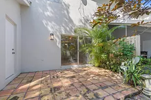 1158 SW 44th Ave, Deerfield Beach, FL 33442 - Photo 17