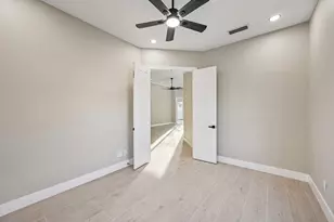 8774 SE Retreat Dr, Hobe Sound, FL 33455 - Photo 13