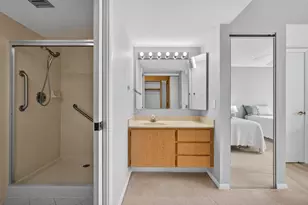 2201 Marina Isle Way, Jupiter, FL 33477 - Photo 15