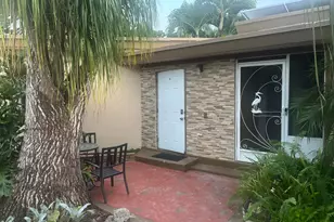 2424 Grant St, Hollywood, FL 33020 - Photo 1