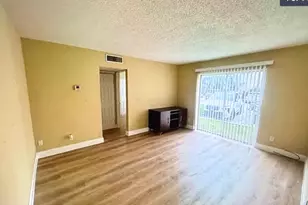 5314 NE 6th Ave, Oakland Park, FL 33334 - Photo 3