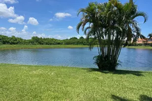 22492 Middletown Dr, Boca Raton, FL 33428 - Photo 3