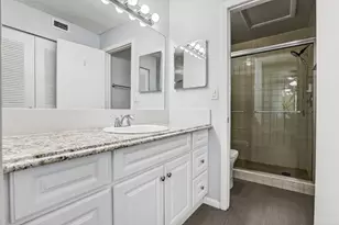 832 NW 92nd Ave, Plantation, FL 33324 - Photo 21