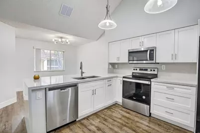 832 NW 92nd Avenue, Plantation, FL 33324 - Photo 13