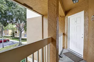 832 NW 92nd Ave, Plantation, FL 33324 - Photo 5