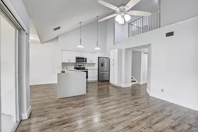 832 NW 92nd Avenue, Plantation, FL 33324 - Photo 9