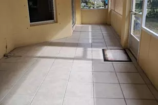 242 SW Amesbury Ave, Port Saint Lucie, FL 34953 - Photo 25