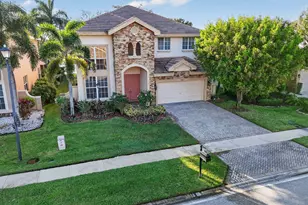 3563 Birague Dr, Wellington, FL 33449 - Photo 3