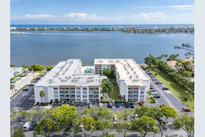 1516 S Lakeside Drive #411, Lake Worth Beach, FL 33460 - Photo 3