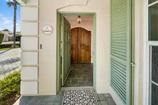 107 Lighthouse Dr, Jupiter Inlet Colony, FL 33469 - Photo 9