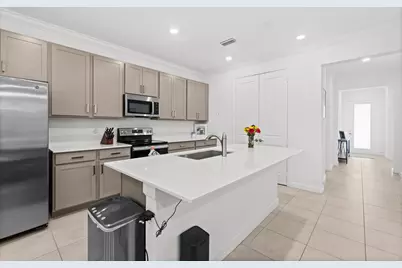 460 Veridian Circle NW, Palm Bay, FL 32907 - Photo 15