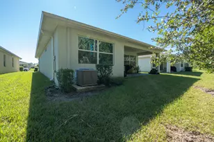 460 Veridian Cir NW, Palm Bay, FL 32907 - Photo 41