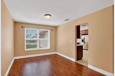 1273 SW 25th Avenue, Deerfield Beach, FL 33442 - Photo 15