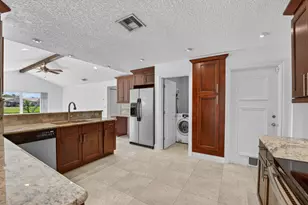 1273 SW 25th Ave, Deerfield Beach, FL 33442 - Photo 5