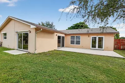 1273 SW 25th Avenue, Deerfield Beach, FL 33442 - Photo 31