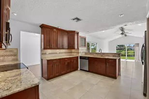 1273 SW 25th Ave, Deerfield Beach, FL 33442 - Photo 3