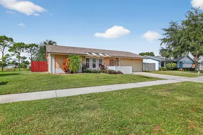 1273 SW 25th Avenue, Deerfield Beach, FL 33442 - Photo 39