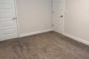 1317 SE Sandia Dr, Port Saint Lucie, FL 34983 - Photo 25