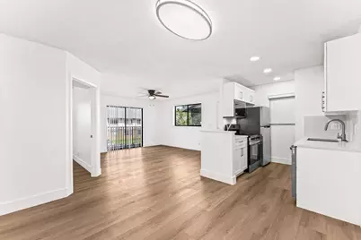 522 Trace Circle #209, Deerfield Beach, FL 33441 - Photo 5