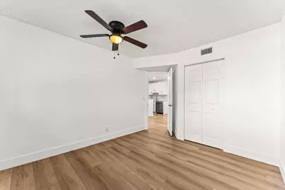 522 Trace Circle #209, Deerfield Beach, FL 33441 - Photo 11