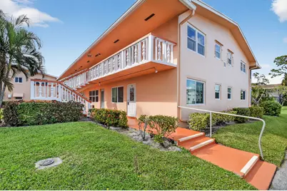 331 Sheffield N, West Palm Beach, FL 33417 - Photo 1