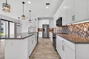 8792 Antarus Dr, Lake Worth, FL 33467 - Photo 15