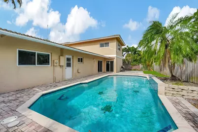 1300 NE 26th Avenue NE, Pompano Beach, FL 33062 - Photo 3