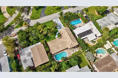 1300 NE 26th Avenue NE, Pompano Beach, FL 33062 - Photo 5