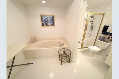 7715 Southampton Terrace #402, Tamarac, FL 33321 - Photo 11