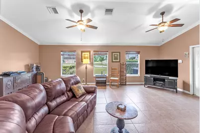 115 Saratoga Boulevard E, West Palm Beach, FL 33411 - Photo 19