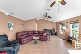 115 Saratoga Blvd E, Royal Palm Beach, FL 33411 - Photo 9