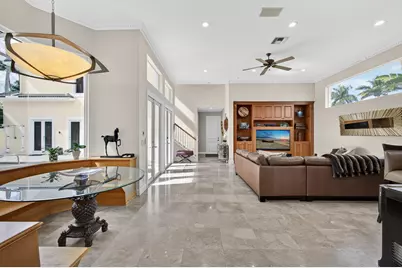 8381 Egret Lakes Lane, West Palm Beach, FL 33412 - Photo 11