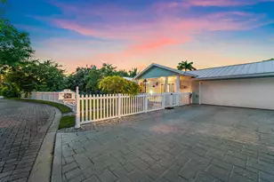 581 SW Timber Trail, Stuart, FL 34997 - Photo 5