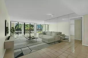 2000 Presidential Way, West Palm Beach, FL 33401 - Photo 1