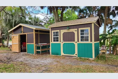 1025 Roberts Lane NE, Moore Haven, FL 33471 - Photo 7