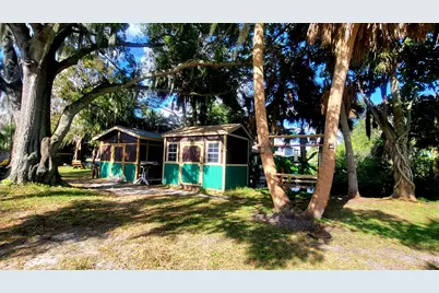 1025 Roberts Lane NE, Moore Haven, FL 33471 - Photo 23