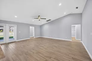 2501 SE Mariposa Ave, Port Saint Lucie, FL 34952 - Photo 7