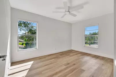 18419 SE Wood Haven Lane #E, Jupiter, FL 33469 - Photo 35