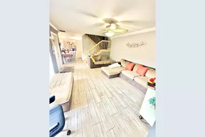 711 Springdale Circle, Palm Springs, FL 33461 - Photo 7