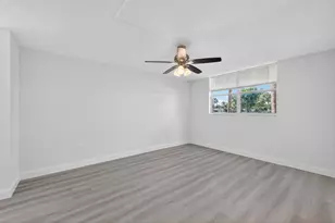 9090 Lime Bay Blvd, Tamarac, FL 33321 - Photo 9