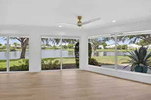 8 Slash Pine Dr, Boynton Beach, FL 33436 - Photo 9