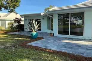 8 Slash Pine Dr, Boynton Beach, FL 33436 - Photo 3