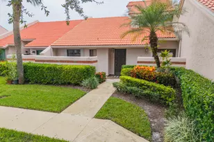 3512 SE Sandpiper Circle, Port Saint Lucie, FL 34952 - Photo 1