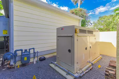 250 Algoma Road, Palm Beach, FL 33480 - Photo 59