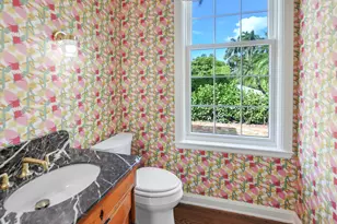 250 Algoma Rd, Palm Beach, FL 33480 - Photo 11
