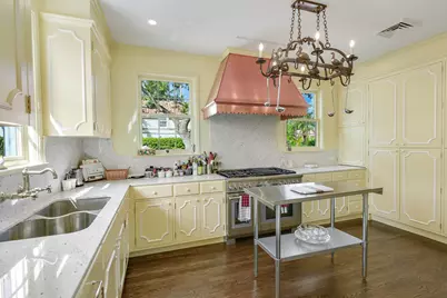 250 Algoma Road, Palm Beach, FL 33480 - Photo 15